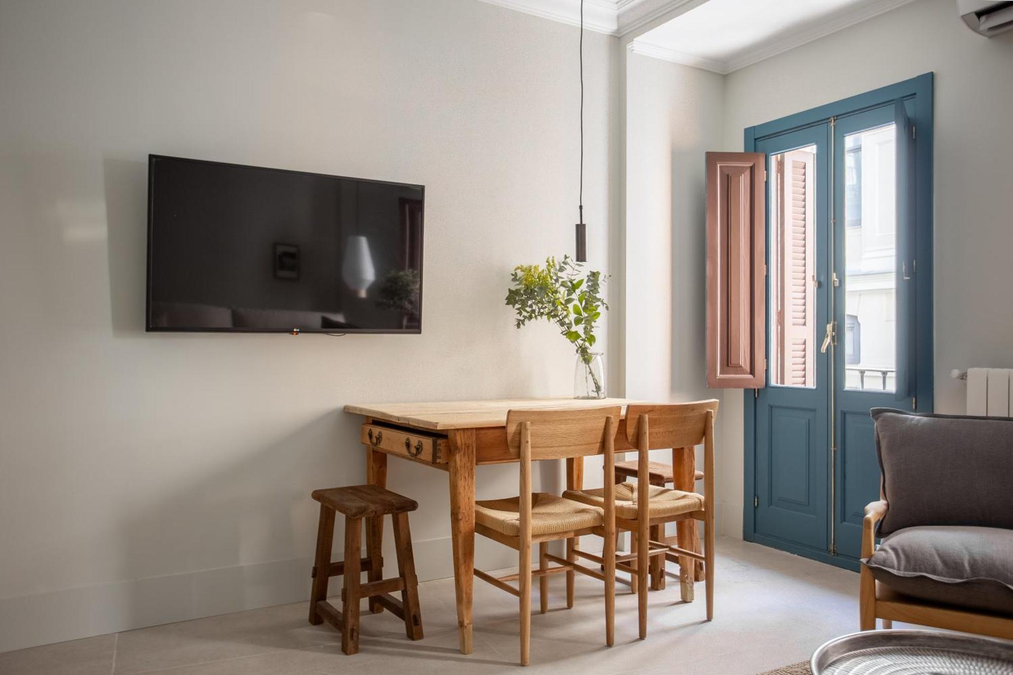 Seissta Madrid Centro "Remodelado" Aparthotel Ngoại thất bức ảnh